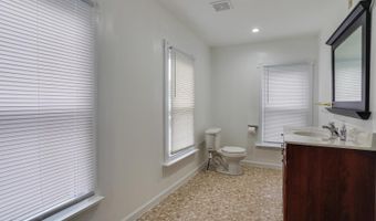 25 E HIGH St, Felton, DE 19943