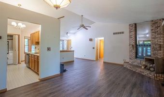 8507 Pineview Lake Dr, Argentine, MI 48451
