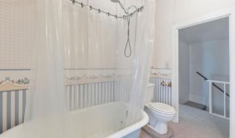 601 S Martha St, Angola, IN 46703