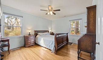 225 N 6th St, Aurora, NC 27806