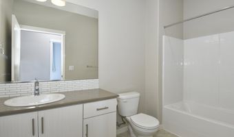 17181 SW SNOWDALE St 301, Beaverton, OR 97007