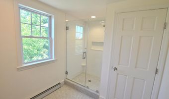 14 HILLSIDE Rd, Claymont, DE 19703