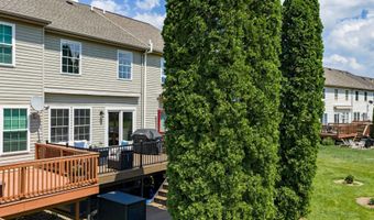 1658 PINEWIND Dr, Alburtis, PA 18011