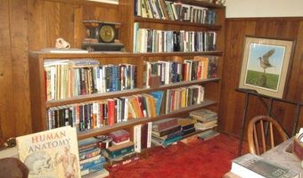 810 Sherman St, Adams, WI 53910