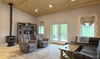 Rr7 Box 7372c, Ava, MO 65608