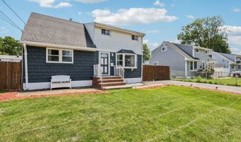 30 Clark Pl, Avenel, NJ 07001