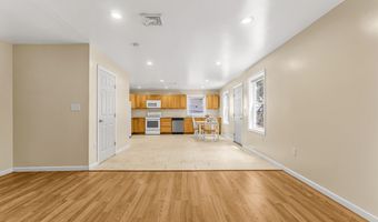 196 5th St, Bridgeport, CT 06607