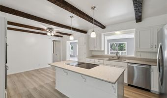 1010 56th St, Des Moines, IA 50311