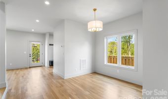 34 Fern St, Asheville, NC 28803