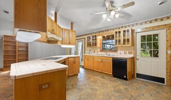 6351 SW 2nd Ln, Bell, FL 32619