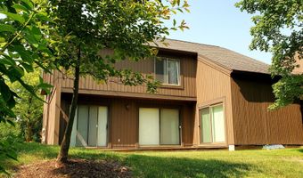 1 Westbury Ct, Ann Arbor, MI 48105