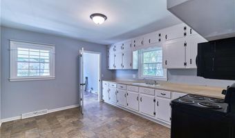 2112 Mack Rd, Asheboro, NC 27205