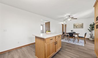 13294 212th Ave, Anamosa, IA 52205