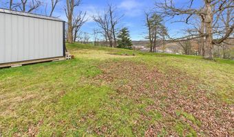 415 Redbud Dr, Ashland, KY 41102
