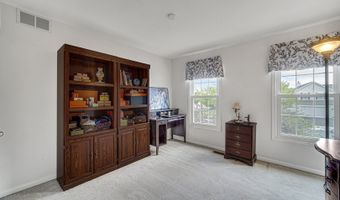 1940 Waverly Ln, Algonquin, IL 60102