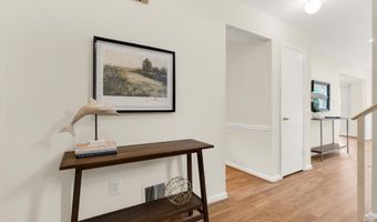 19 SHAGBARK Ct, Rockville, MD 20852