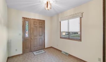 118 Main St, Arlington, WI 53911