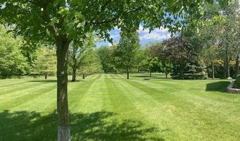 7943 Town Line Rd, Waterford, WI 53185