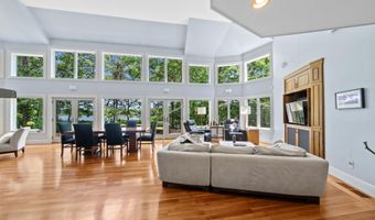 476 Baxter Neck Rd, Barnstable, MA 02630