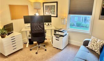 20 Robert Ave, Warwick, RI 02818