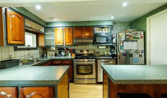 62 Centre Rd, Glocester, RI 02814