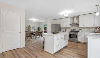 1254 Jade Wind Cir, Ballwin, MO 63011