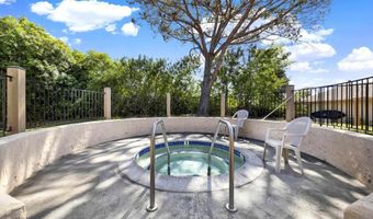 6050 Henderson Dr 16, La Mesa, CA 91942