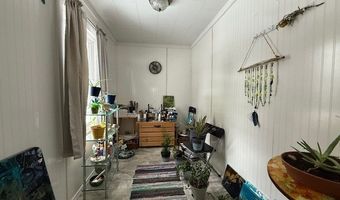 100 102 Alley Ct, Beaver, WV 25813