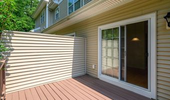 15 Caldwell Ter, Danbury, CT 06810