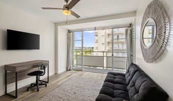 445 Kaiolu St 812, Honolulu, HI 96815