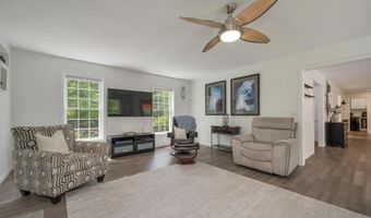 537 Pingree Hill Rd, Auburn, NH 03032