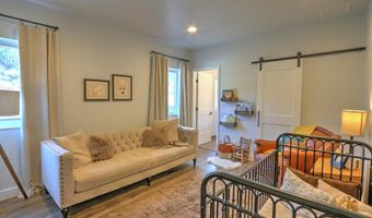 951 Hidden Valley Dr, Glenwood Springs, CO 81601