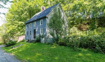 32 Summer St, Alstead, NH 03602