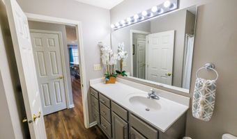 1126 Nanwich Ct, Indianapolis, IN 46217