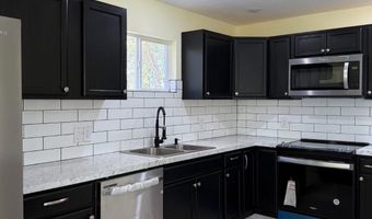25304 NE Fuqua Cir, Altha, FL 32421