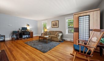 118 Poplar St, Bangor, ME 04401