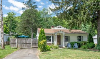 16 Cindy Ln, Bethel, CT 06801
