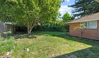 916 HARRISON St, Oregon City, OR 97045