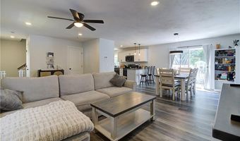 12 Arcadia Ave, Johnston, RI 02919