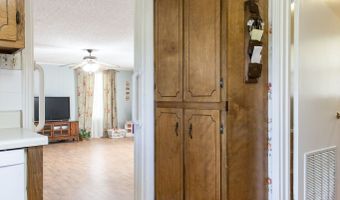596 Teakwood, Alma, GA 31510