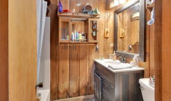 55512 FRONT St, Astor, FL 32102
