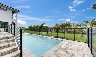 6528 SIMONE SHORES Cir, Apollo Beach, FL 33572