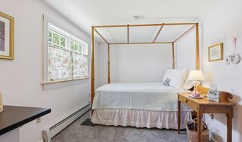 44 Sandy Pond Rd, Ayer, MA 01432