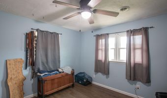 19201 Moulin St, Abingdon, VA 24210