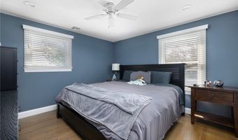 26 Leawood Dr, Cranston, RI 02920