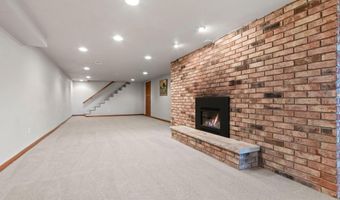 6050 N FRENCH Rd, Appleton, WI 54913
