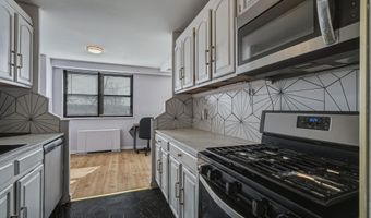 1225 KENNEDY Blvd 3F, Bayonne, NJ 07002