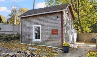 267 Green End Ave, Middletown, RI 02842