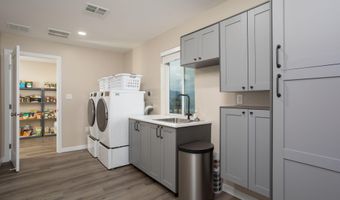 2222 W Stormy Trl, Benson, AZ 85602