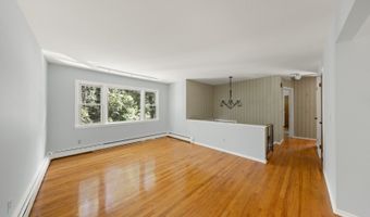 3 Sandy Hill Rd, Alloway, NJ 07419